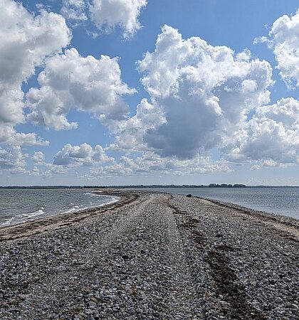Dviračiu per Daniją. Æbeloholm ir Æbelo jungianti nerija