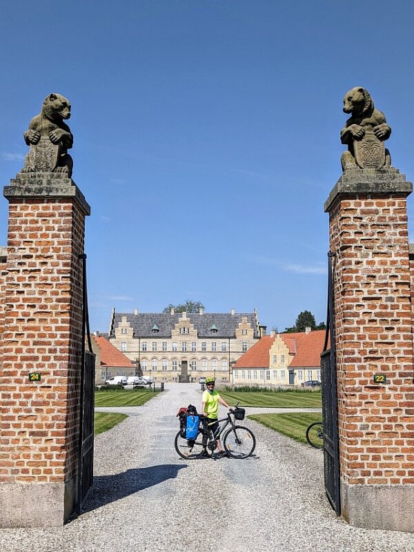 Dviračiu per Daniją. Lungholmo pilis Lolland saloje